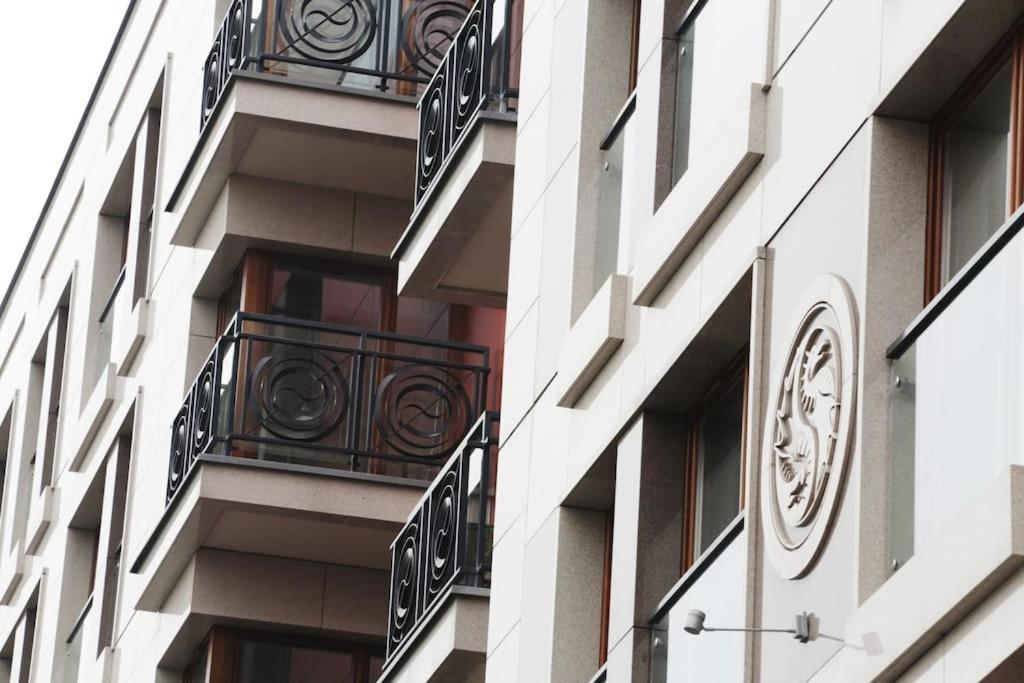 Ekskluzywny Apartament W Centrum Z Balkonem I Parkingiem كراكوفيا المظهر الخارجي الصورة