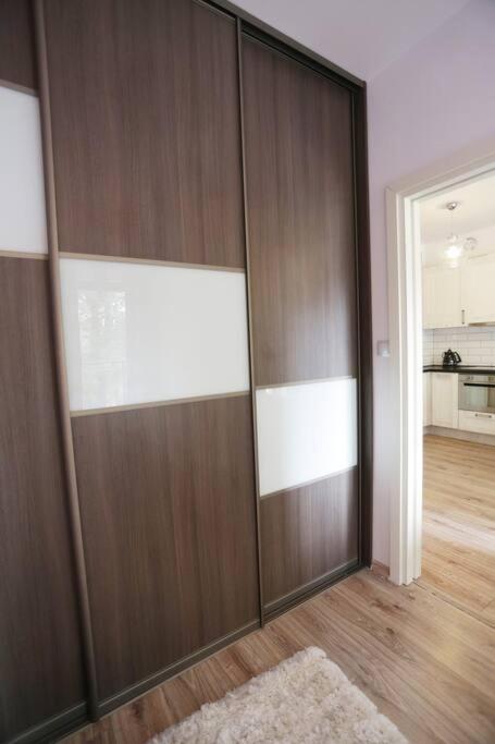 Ekskluzywny Apartament W Centrum Z Balkonem I Parkingiem كراكوفيا المظهر الخارجي الصورة