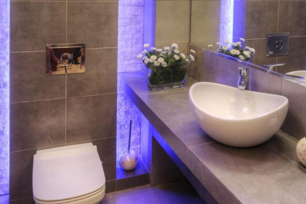 Ekskluzywny Apartament W Centrum Z Balkonem I Parkingiem كراكوفيا المظهر الخارجي الصورة