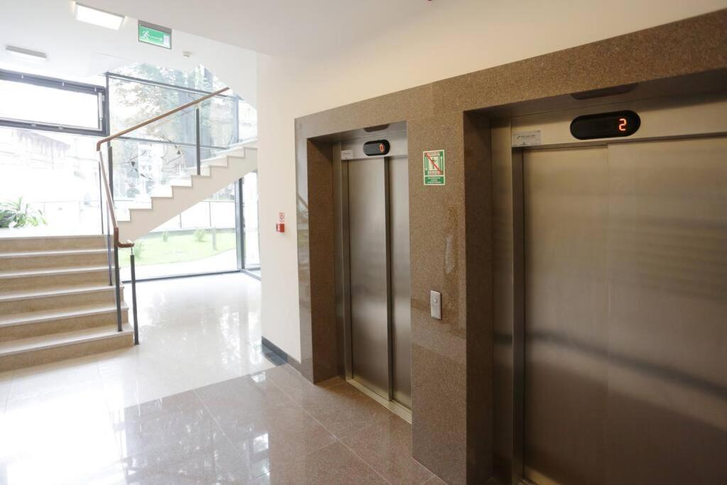 Ekskluzywny Apartament W Centrum Z Balkonem I Parkingiem كراكوفيا المظهر الخارجي الصورة